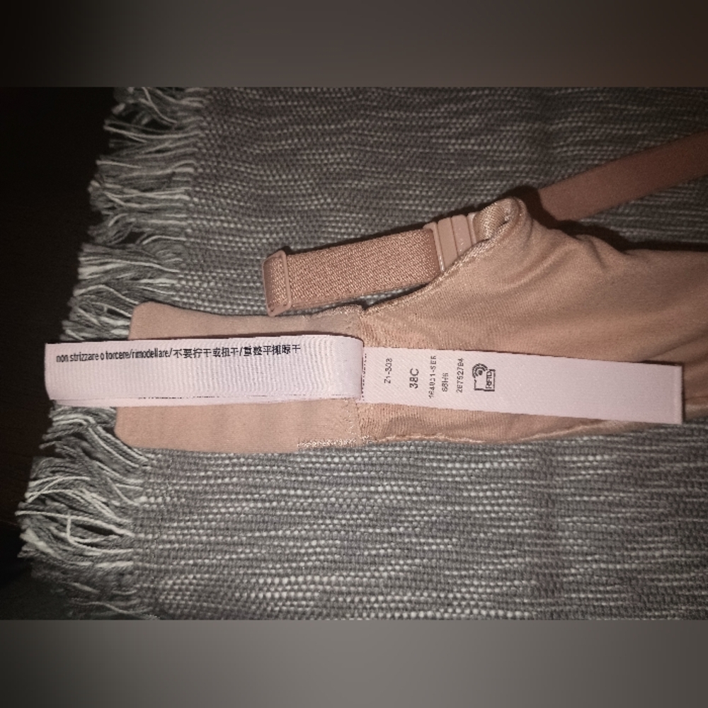 Victoria Secret Body By Victoria Tan Lined Demi Bra Size 38C - Picture 6 of 8